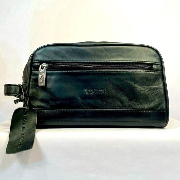 BLACK LEATHER TOILETRY CASE BY KENNETH COLE NWOT - Picture 1 of 5